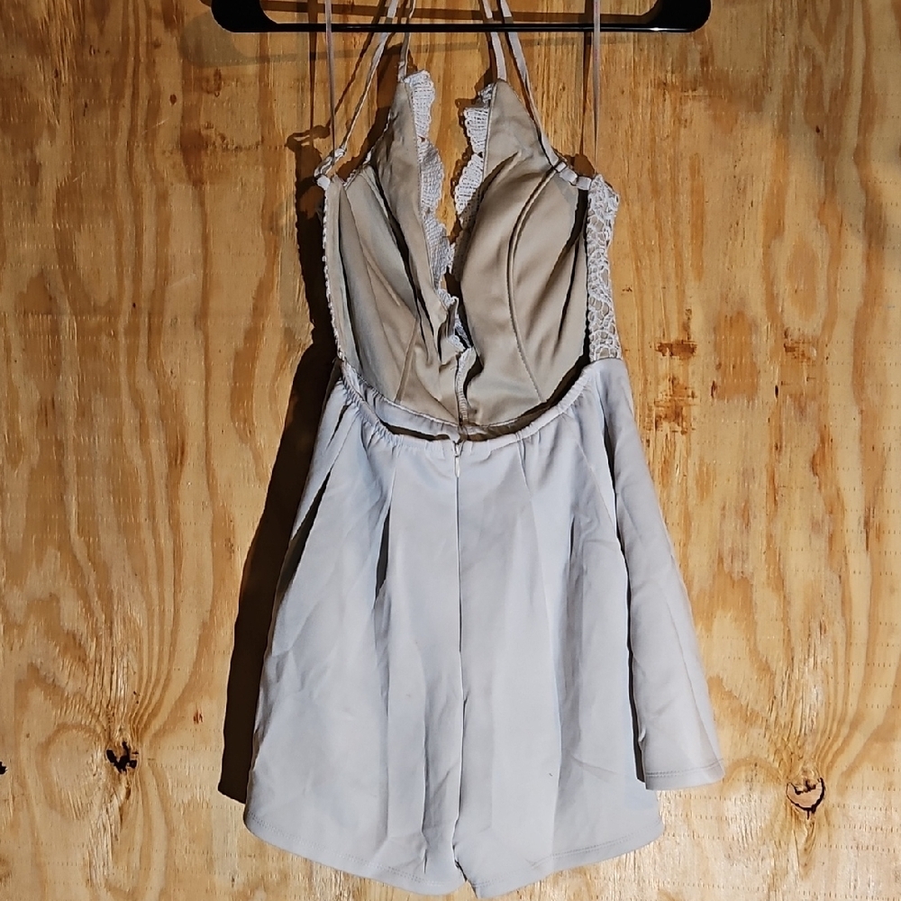 a'gaci Strapless Lace Dress in Gray and Cream - Picture 2 of 2